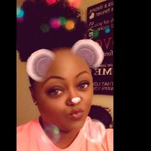 Meet your Posher, Kynna